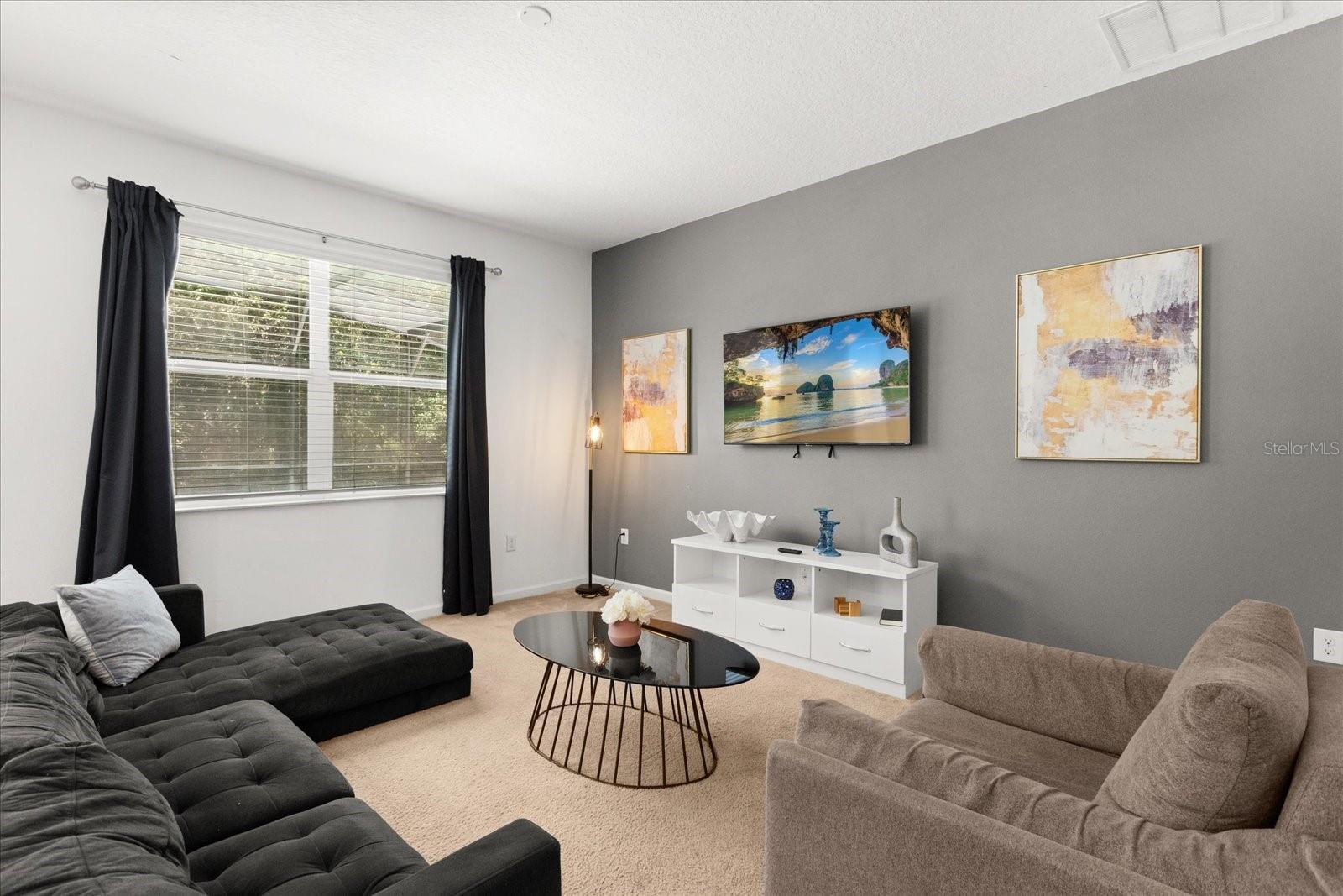 4565 Cabello Loop Property Photo 4