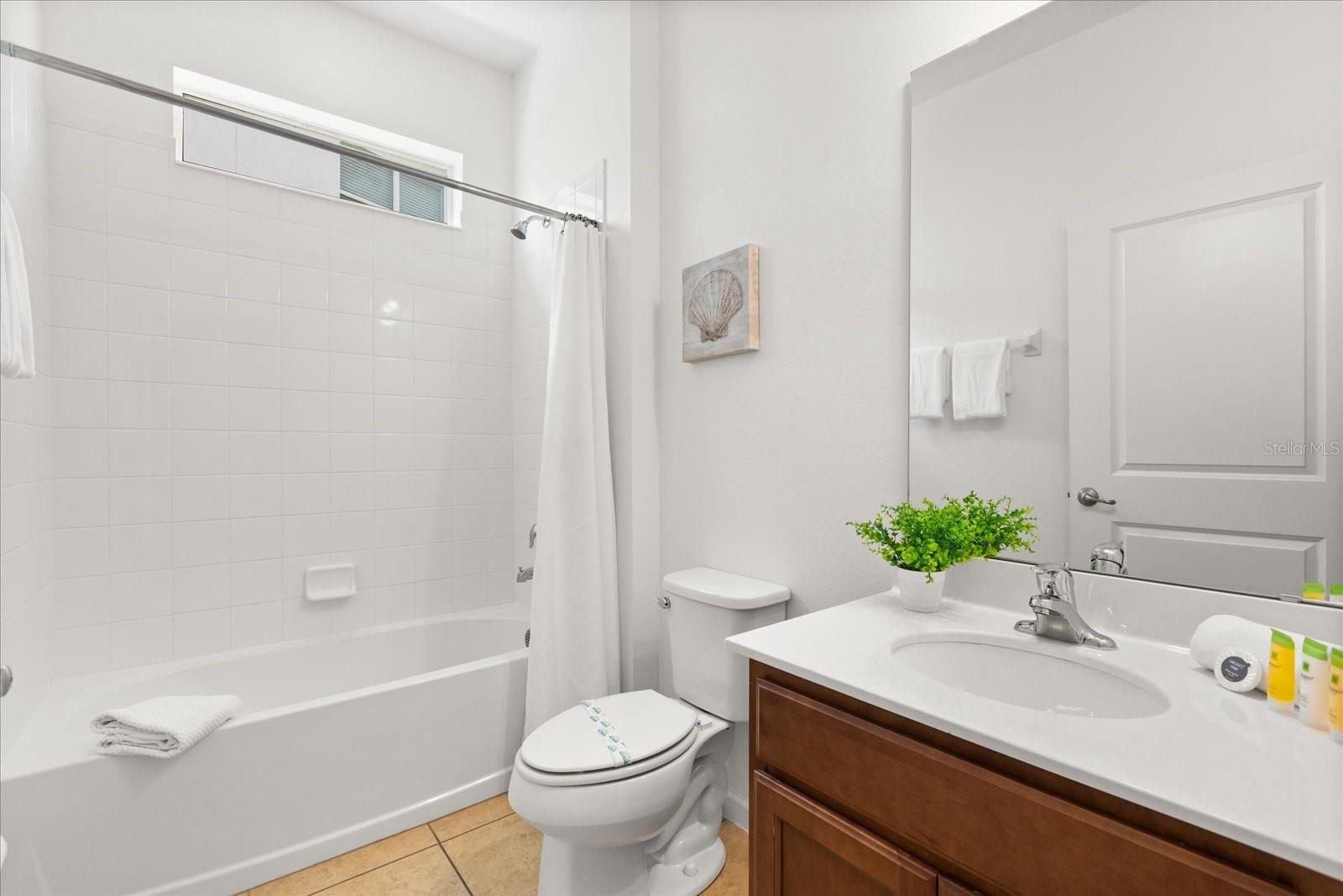 4565 Cabello Loop Property Photo 12