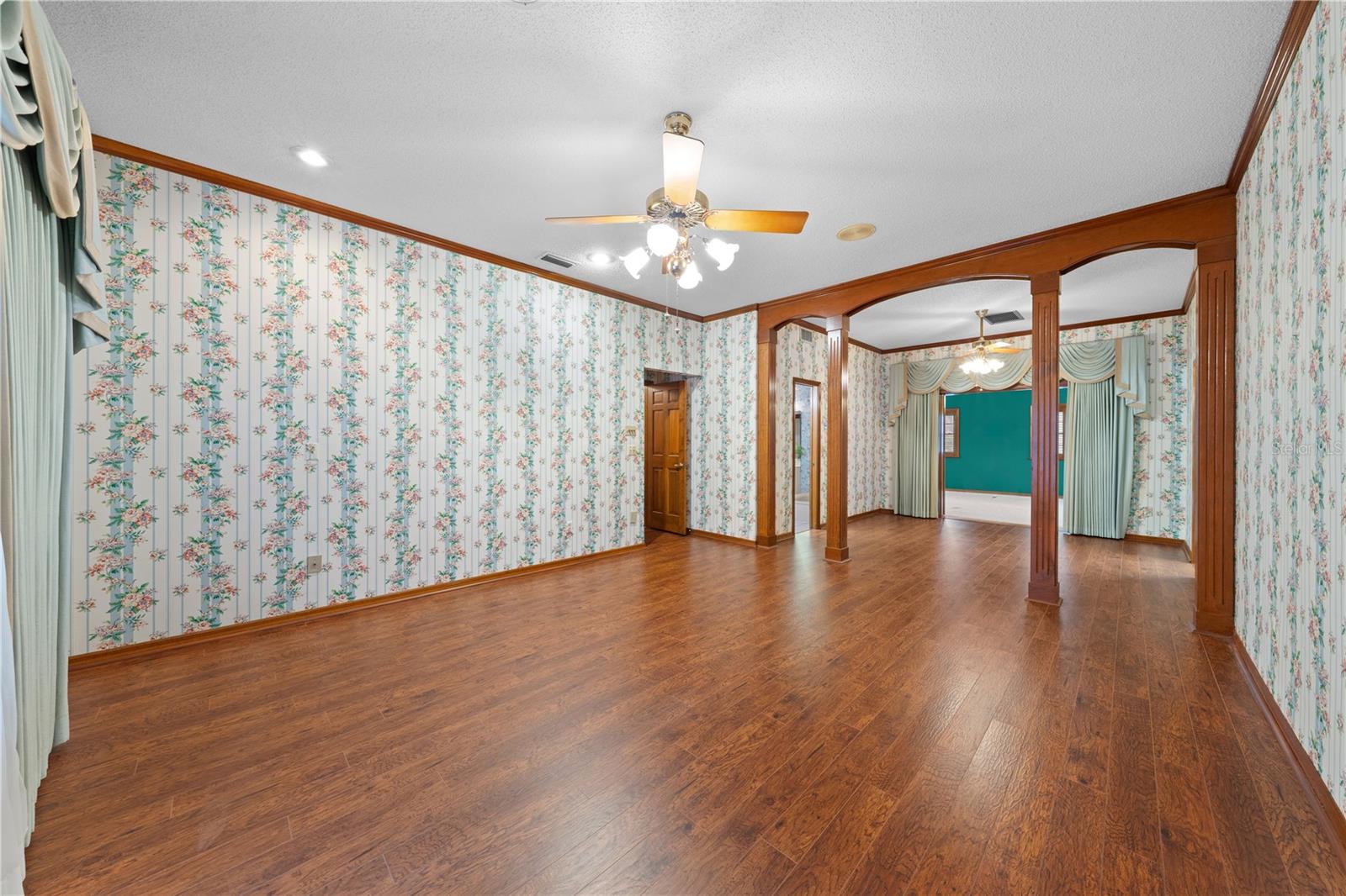 1540 Grandview Blvd Property Photo 32