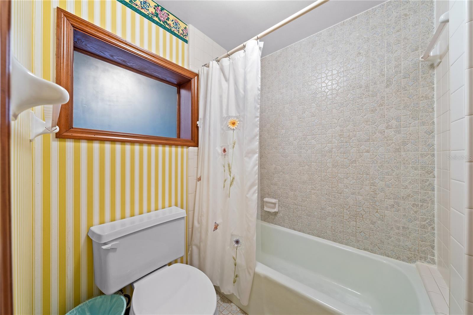 1540 Grandview Blvd Property Photo 45