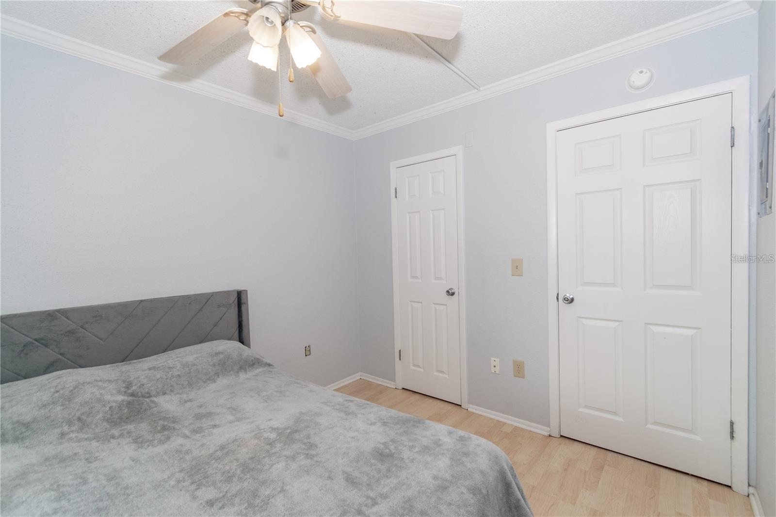 139 Oyster Bay Cir #200 Property Photo 5