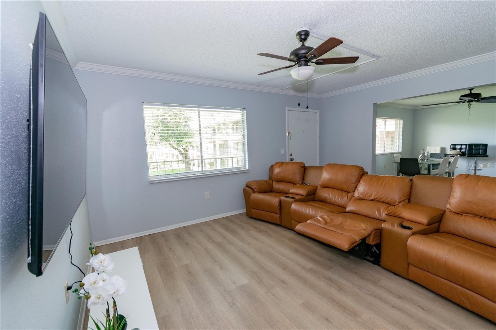 139 Oyster Bay Cir #200 Property Photo 18