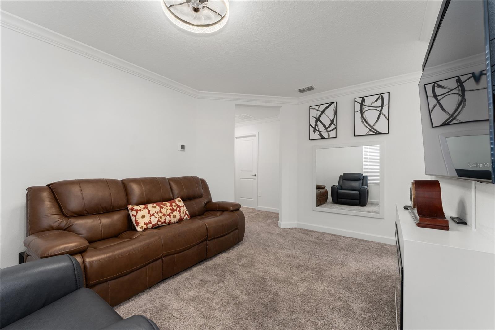 4061 Redbridge Loop Property Photo 13