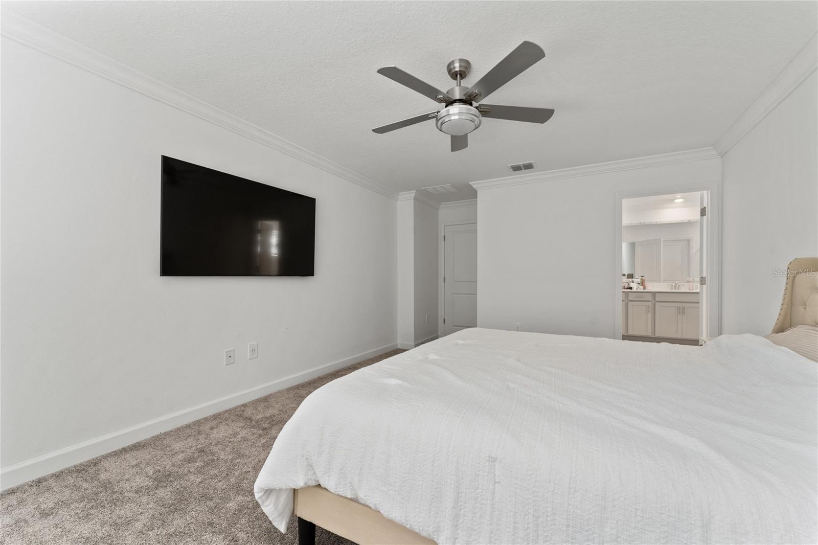 4061 Redbridge Loop Property Photo 14