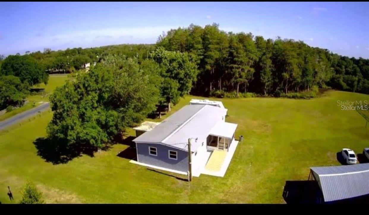 3215 TUCKER AVE Property Photo 1