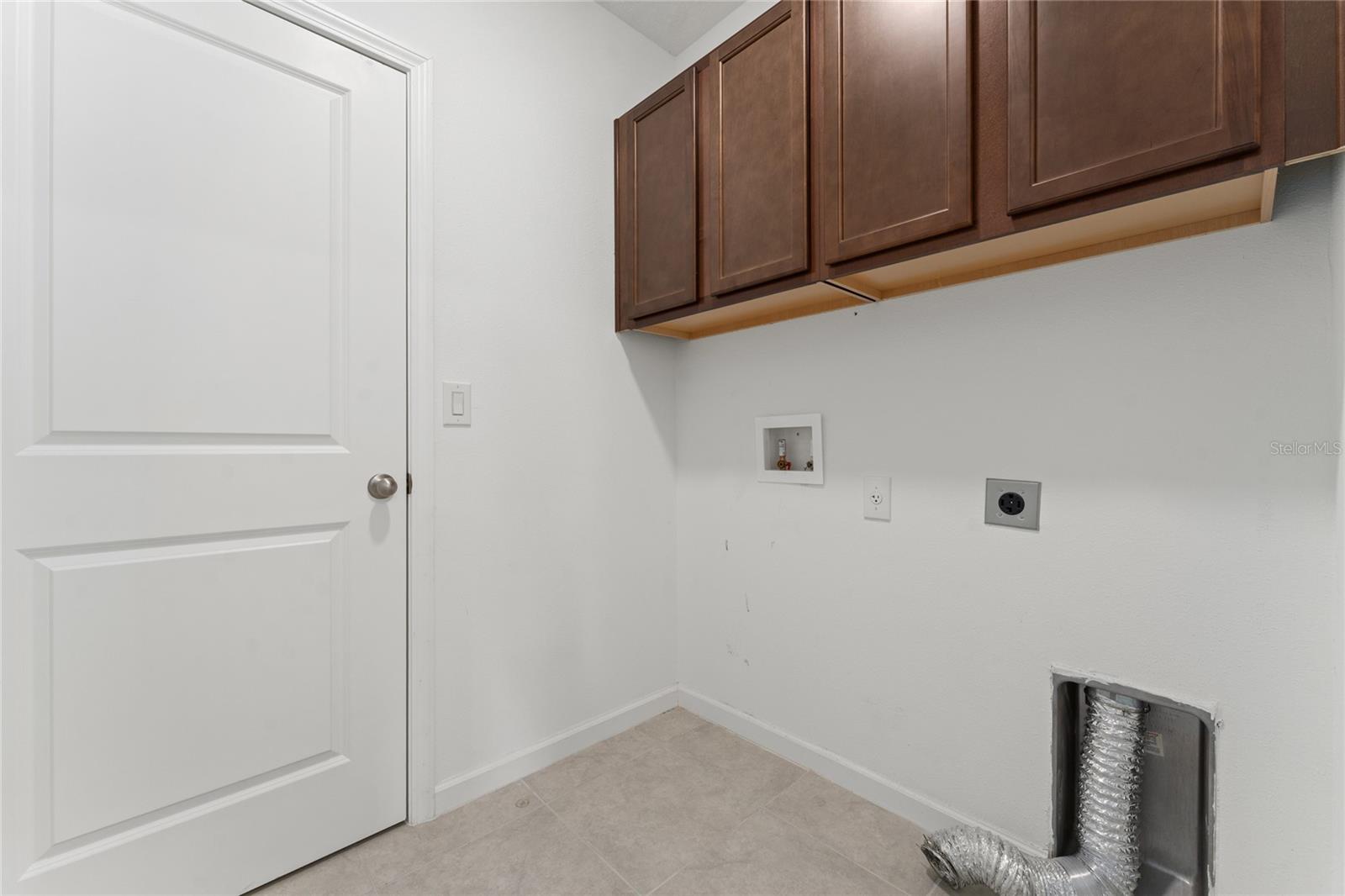 3802 Whitney Way Property Photo 23