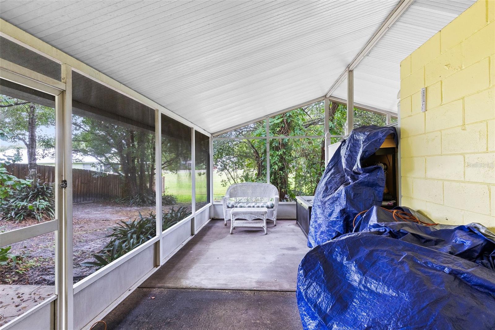 607-609 California Ave Property Photo 11