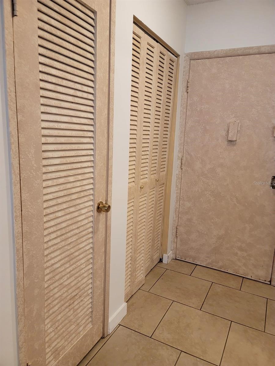 1690 Ne 191th St #315 Property Photo 3