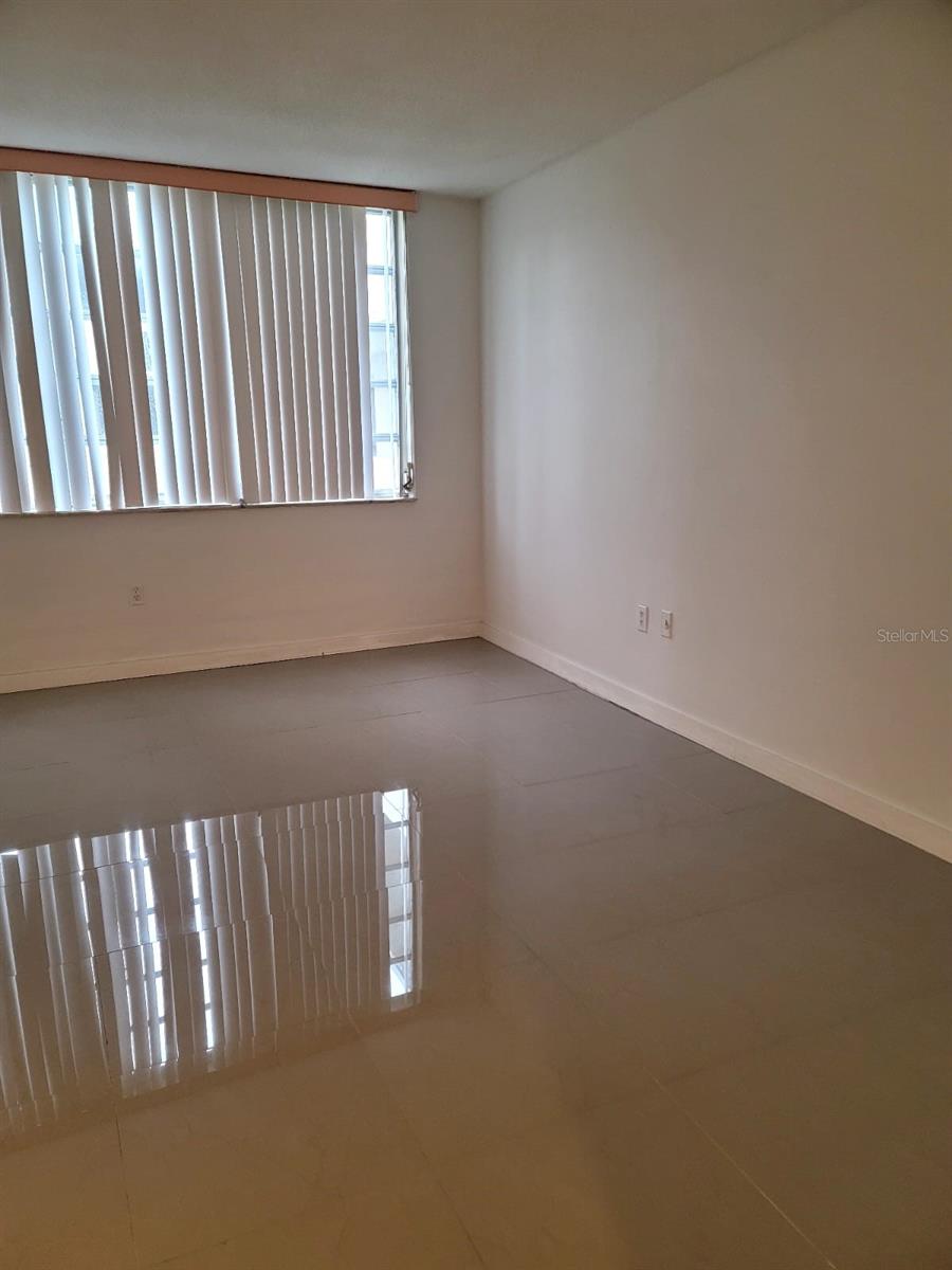 1690 Ne 191th St #315 Property Photo 10