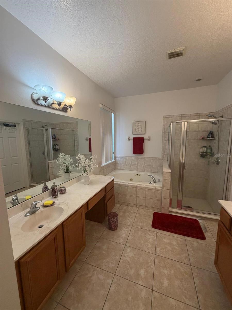 430 Merlot Dr Property Photo 8