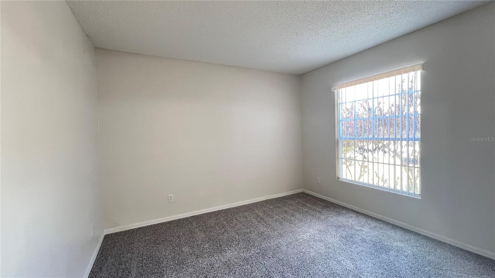 453 Sunset View Dr Property Photo 6