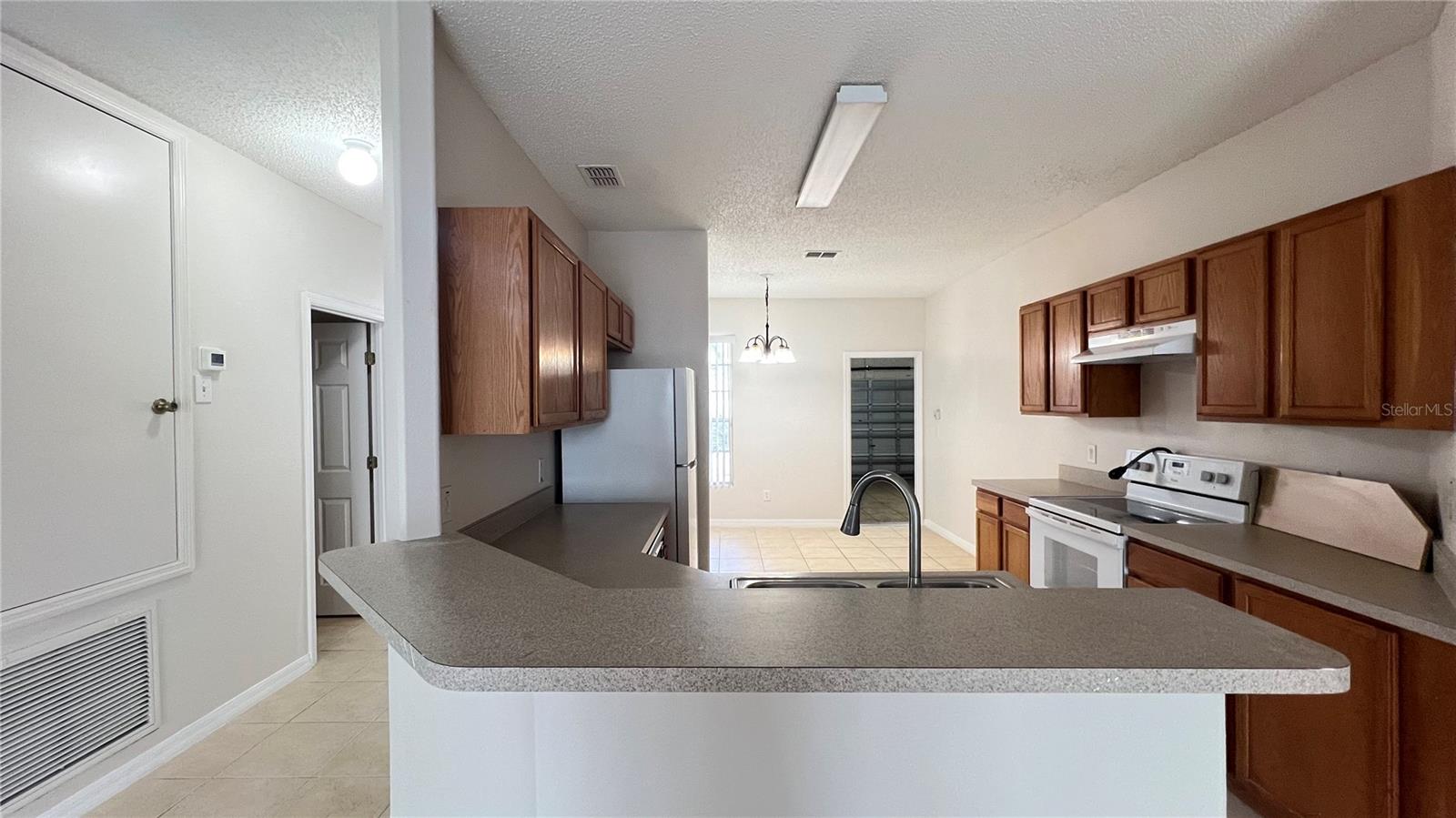 453 Sunset View Dr Property Photo 14