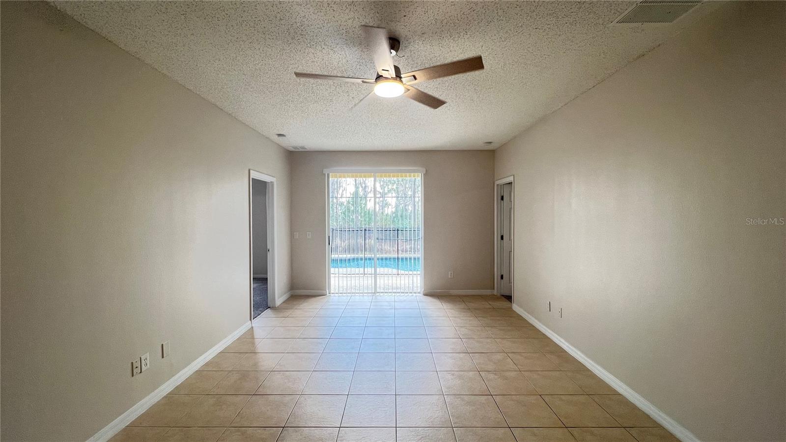 453 Sunset View Dr Property Photo 15