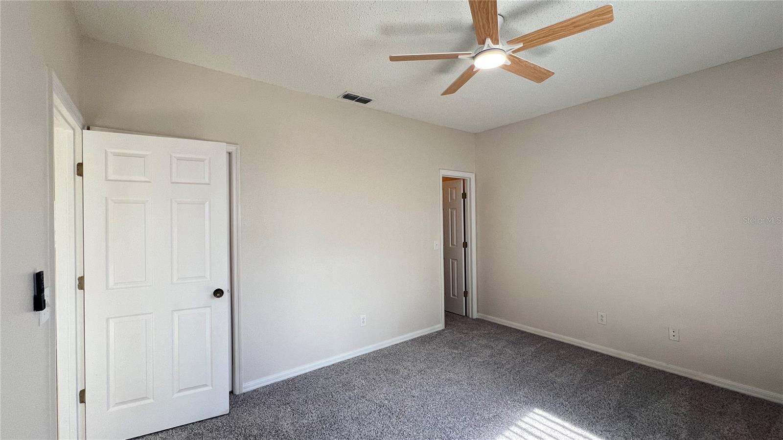 453 Sunset View Dr Property Photo 27
