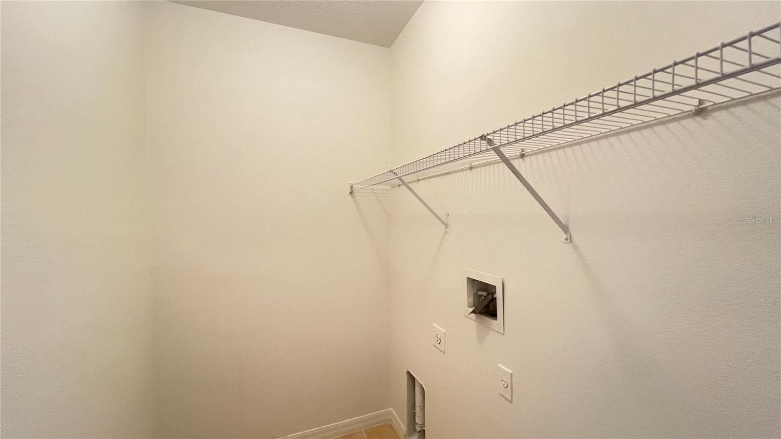 453 Sunset View Dr Property Photo 32