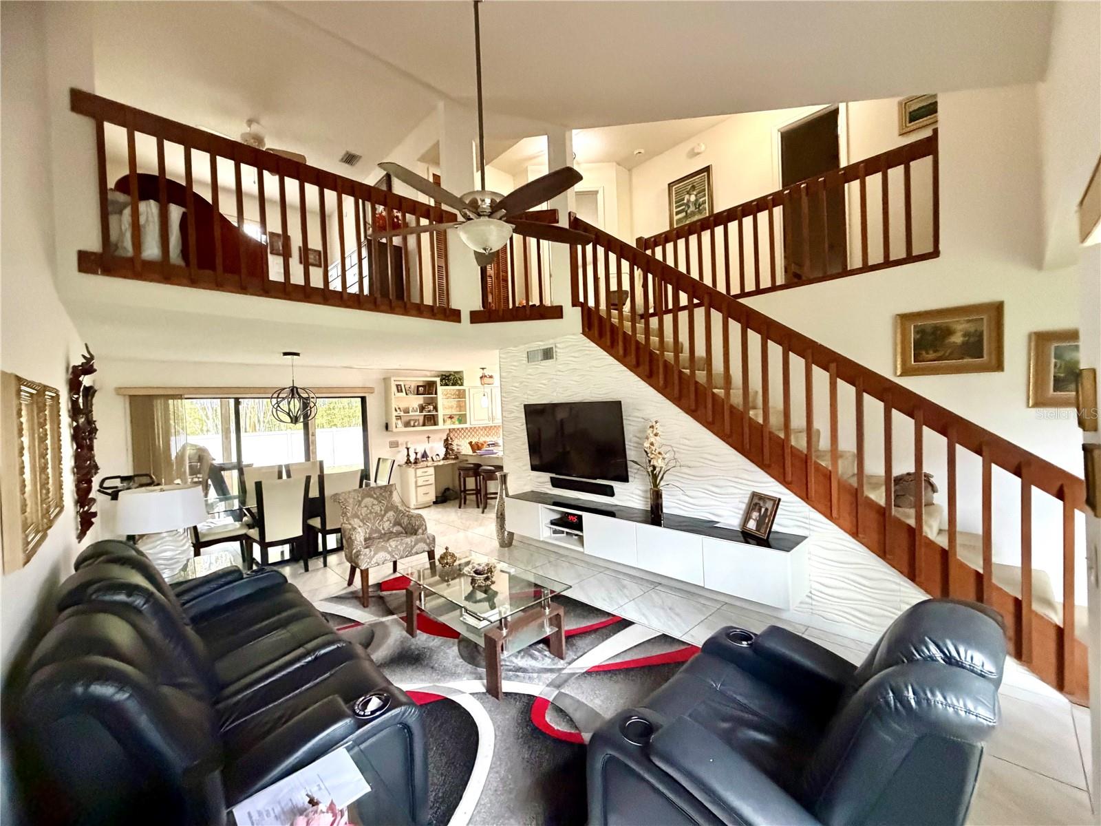 2139 Balboa Way Property Photo 4