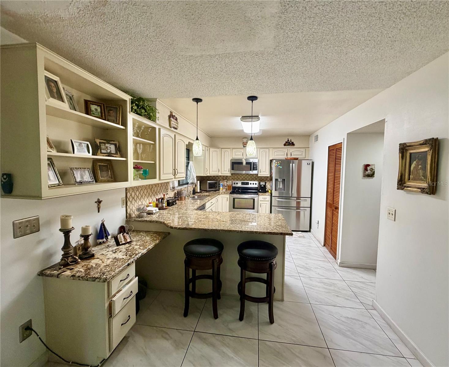 2139 Balboa Way Property Photo 7