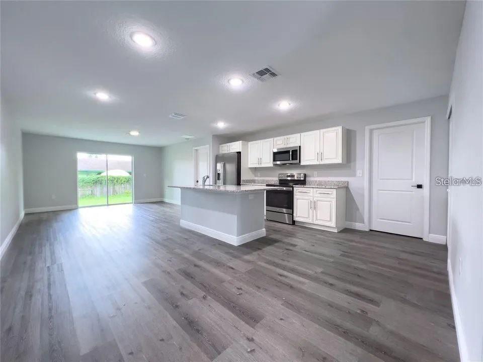 13435 Kaplan Ter Property Photo 2