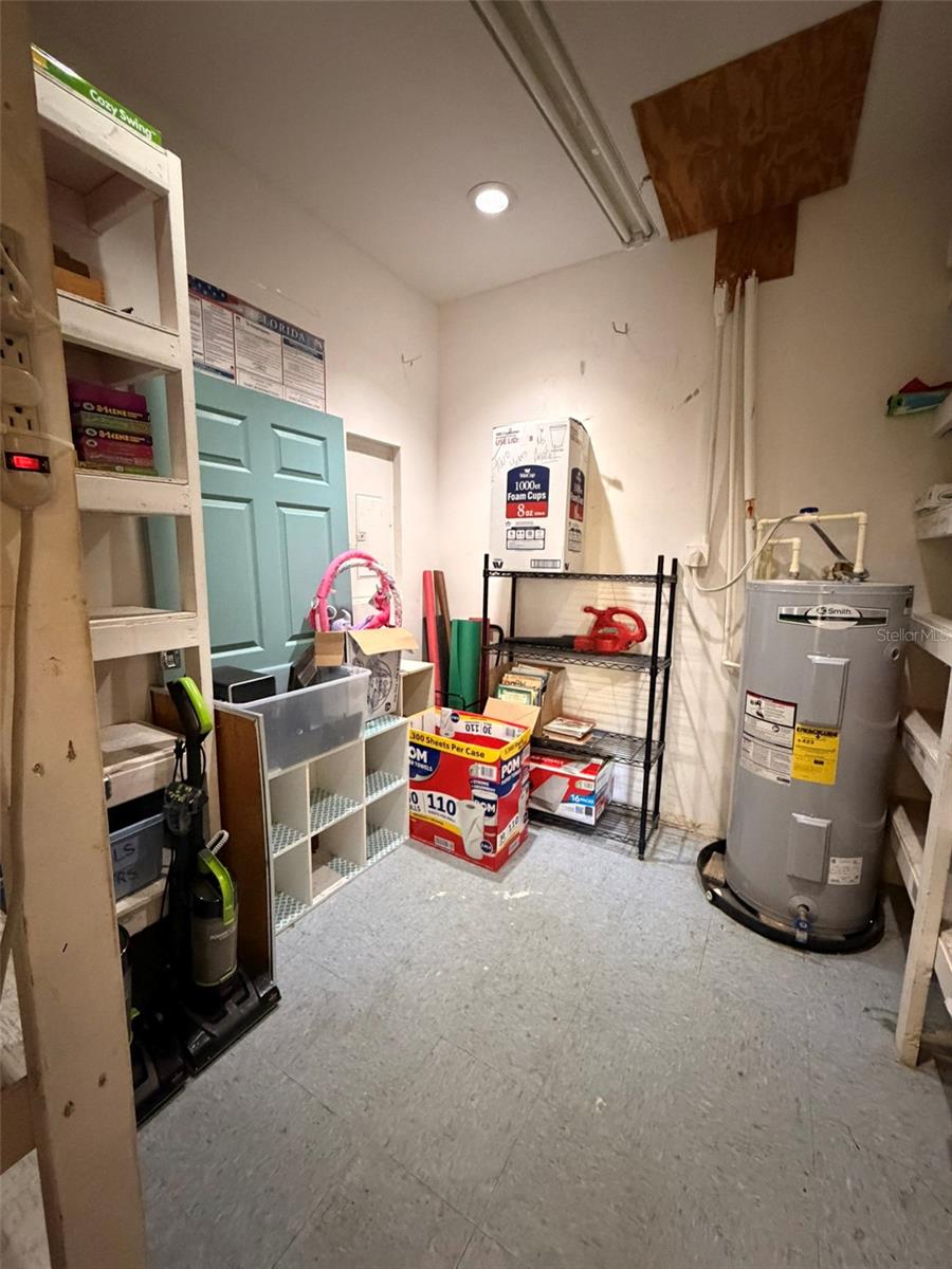 13610 Learning Ct Property Photo 8
