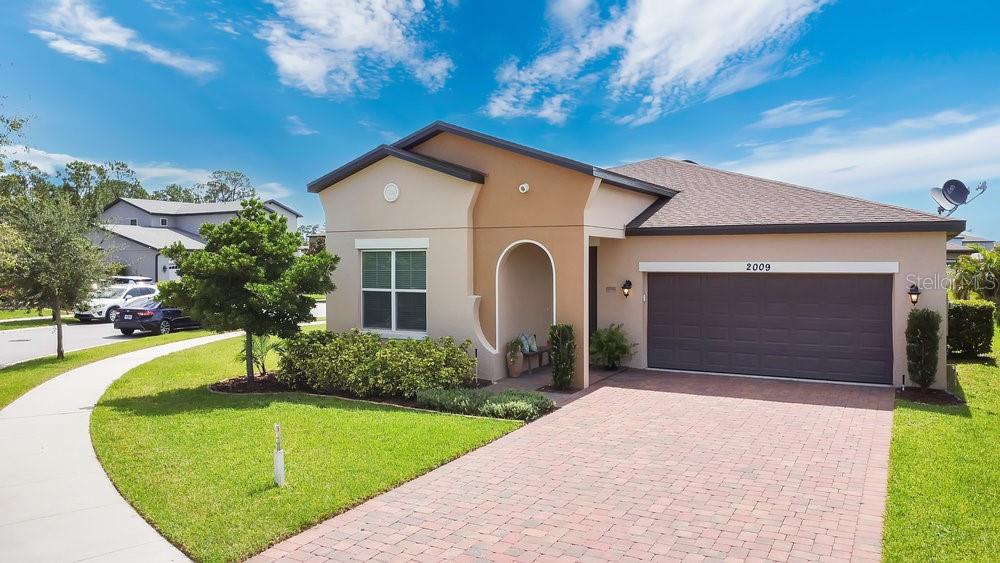 2009 Napoli Dr Property Photo 1