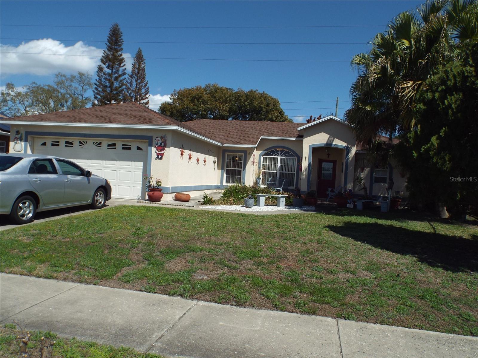 2546 Sage Dr Property Photo 2