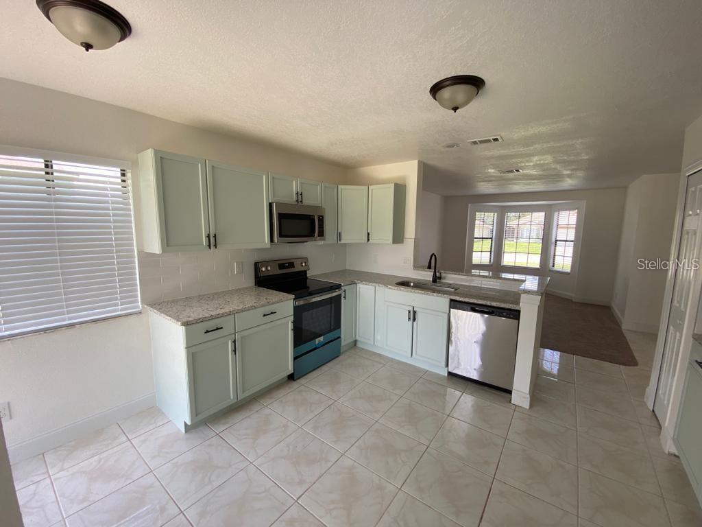 198 N Lake Ct Property Photo 19