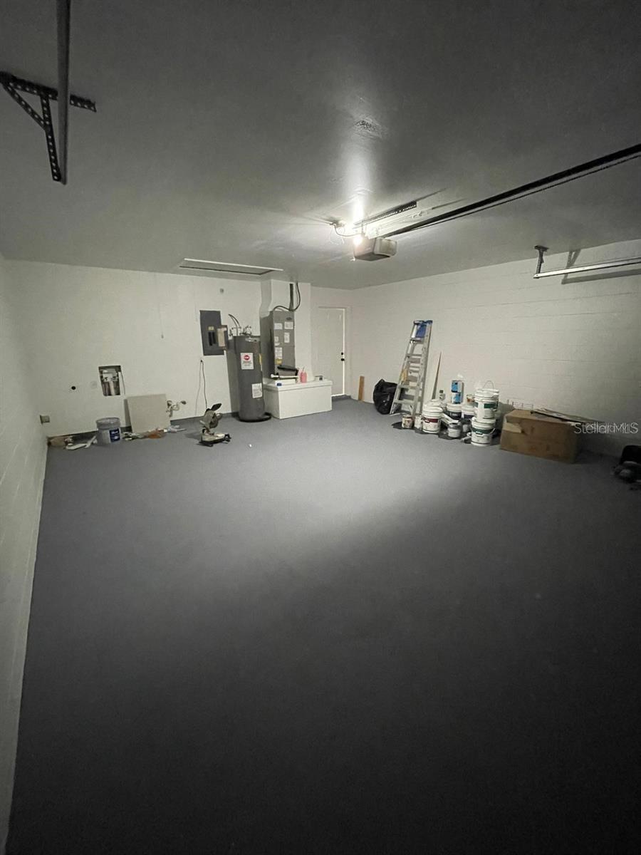 198 N Lake Ct Property Photo 27