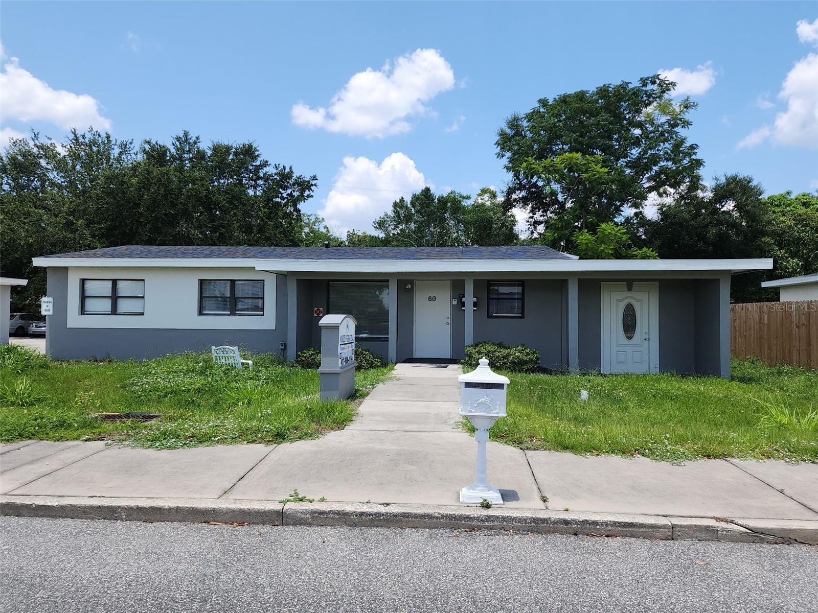 60 S SEMORAN BLVD Property Photo 1