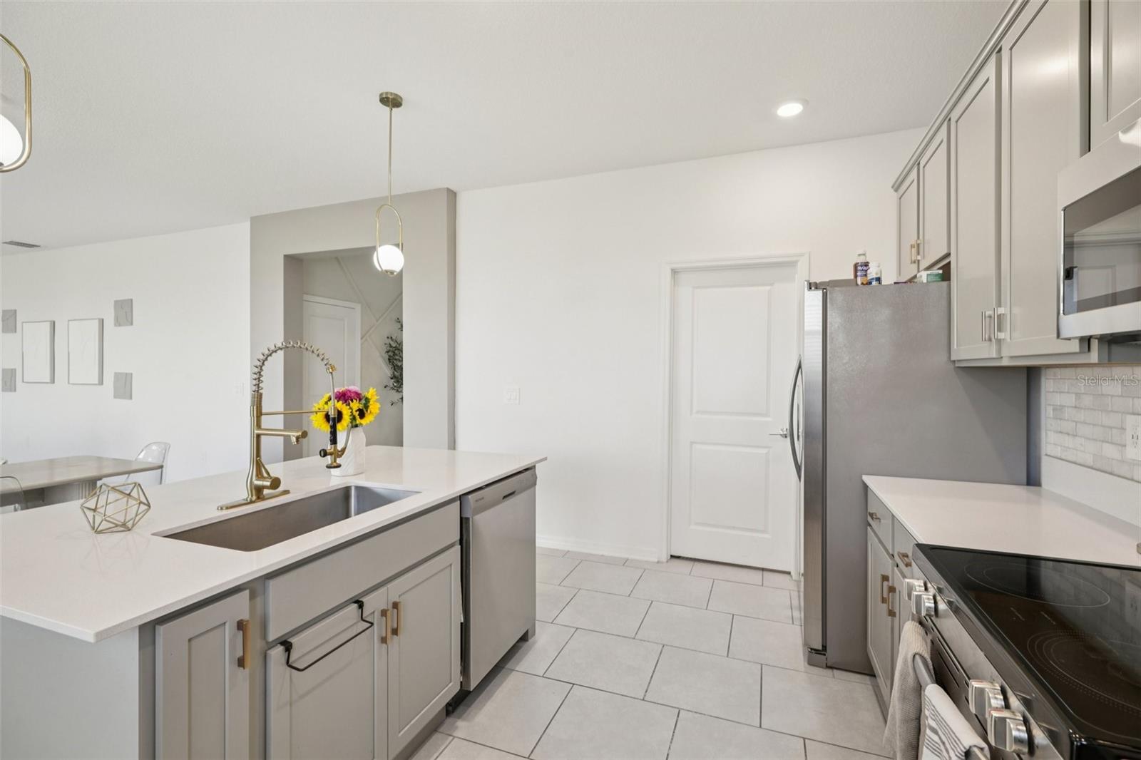 4106 Conjunction Way Property Photo 23