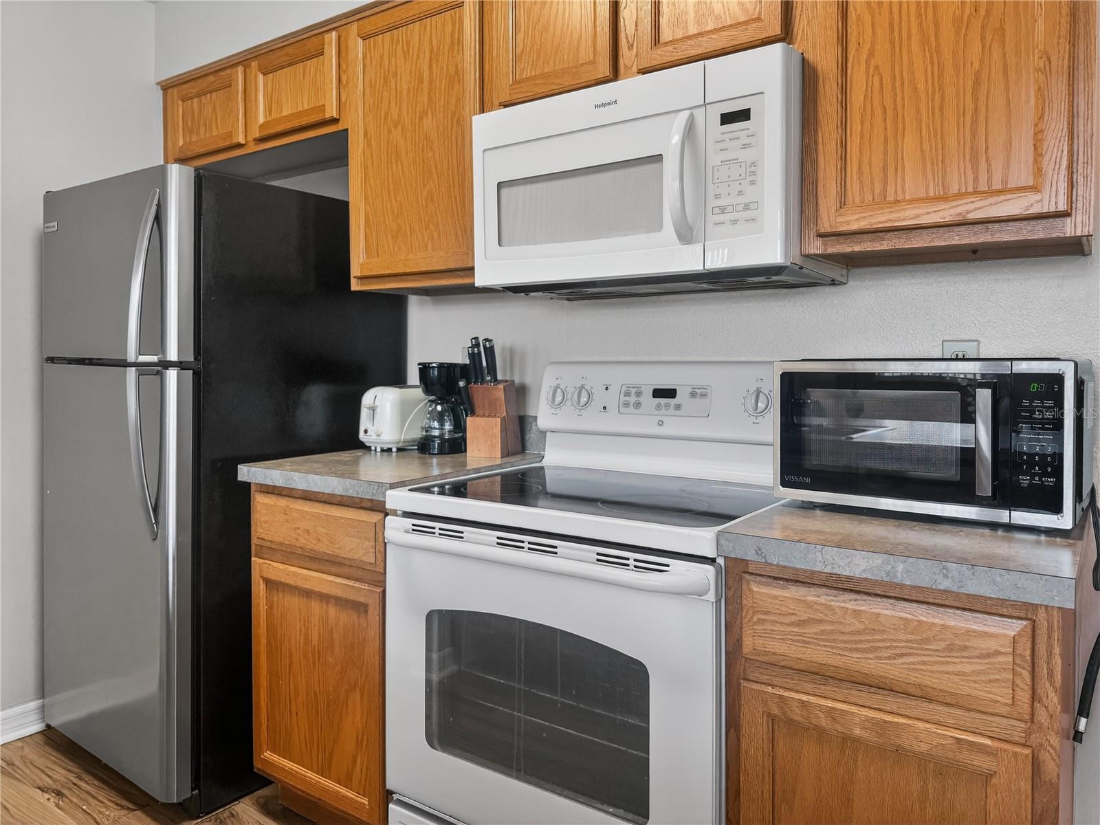 5005 Laguna Bay Cir #22 Property Photo 9