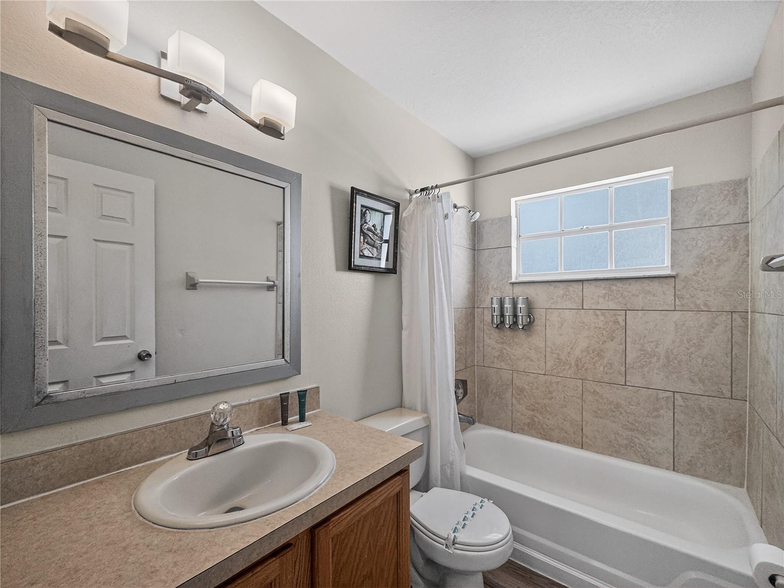 5005 Laguna Bay Cir #22 Property Photo 16