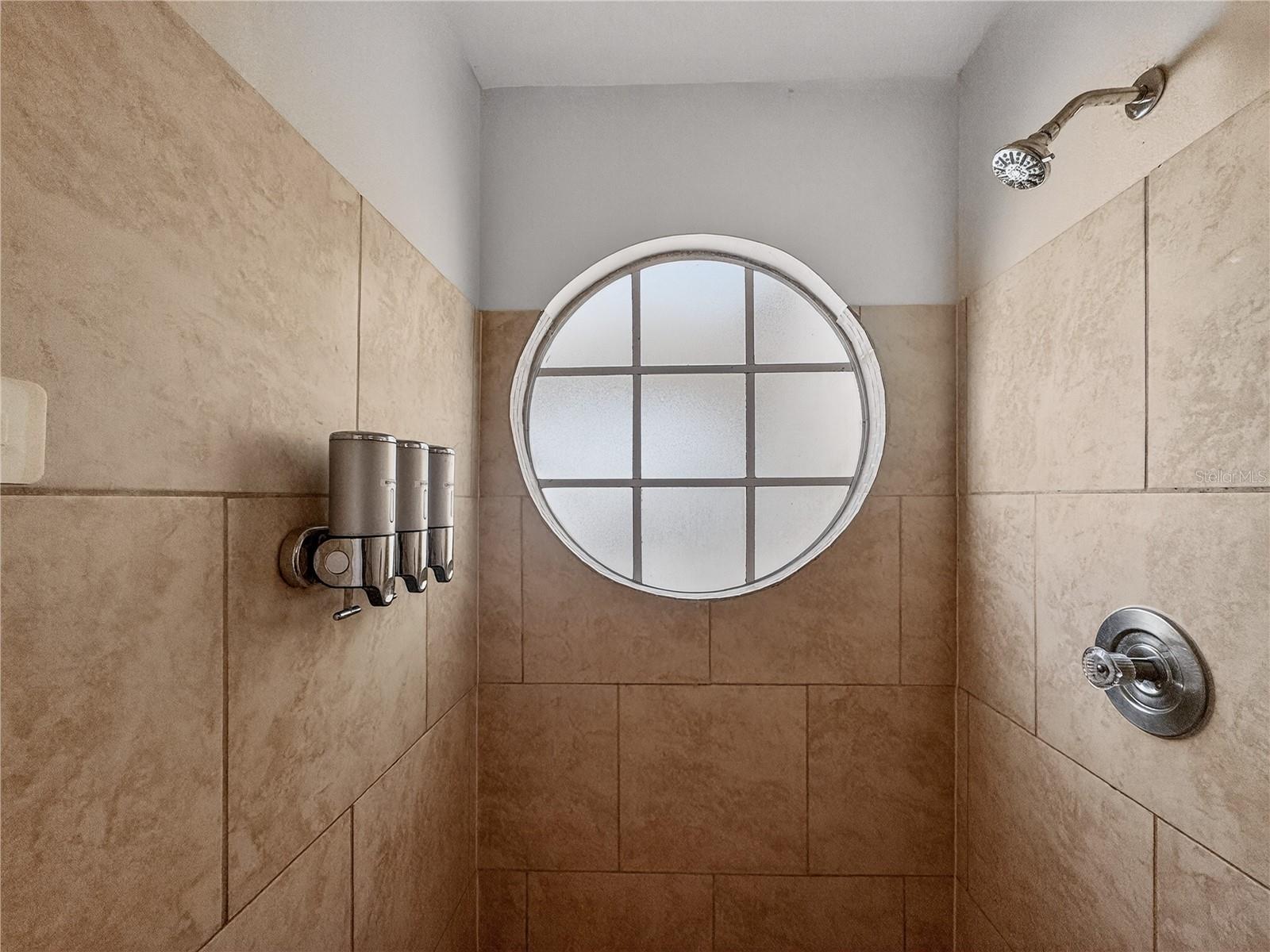 5005 Laguna Bay Cir #22 Property Photo 23