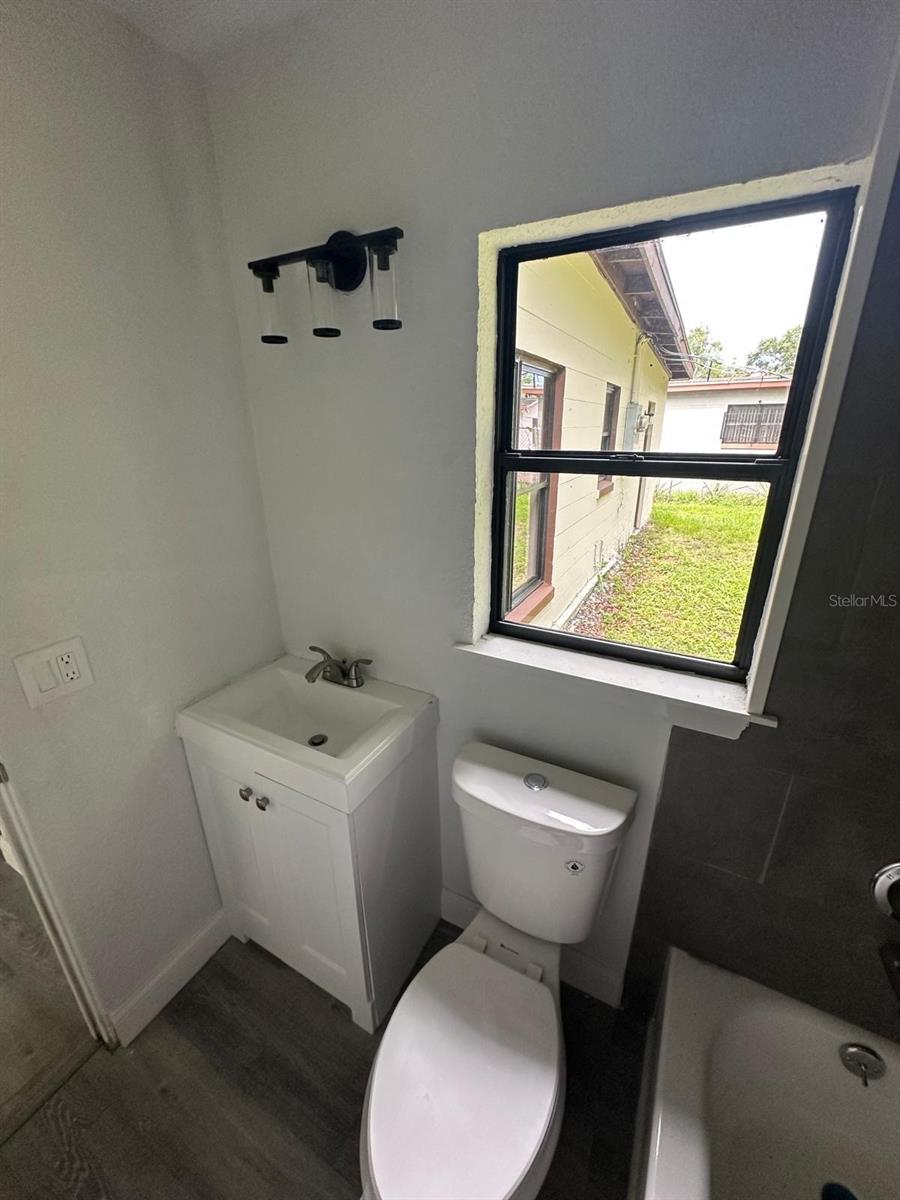 4514 Arch St Property Photo 10