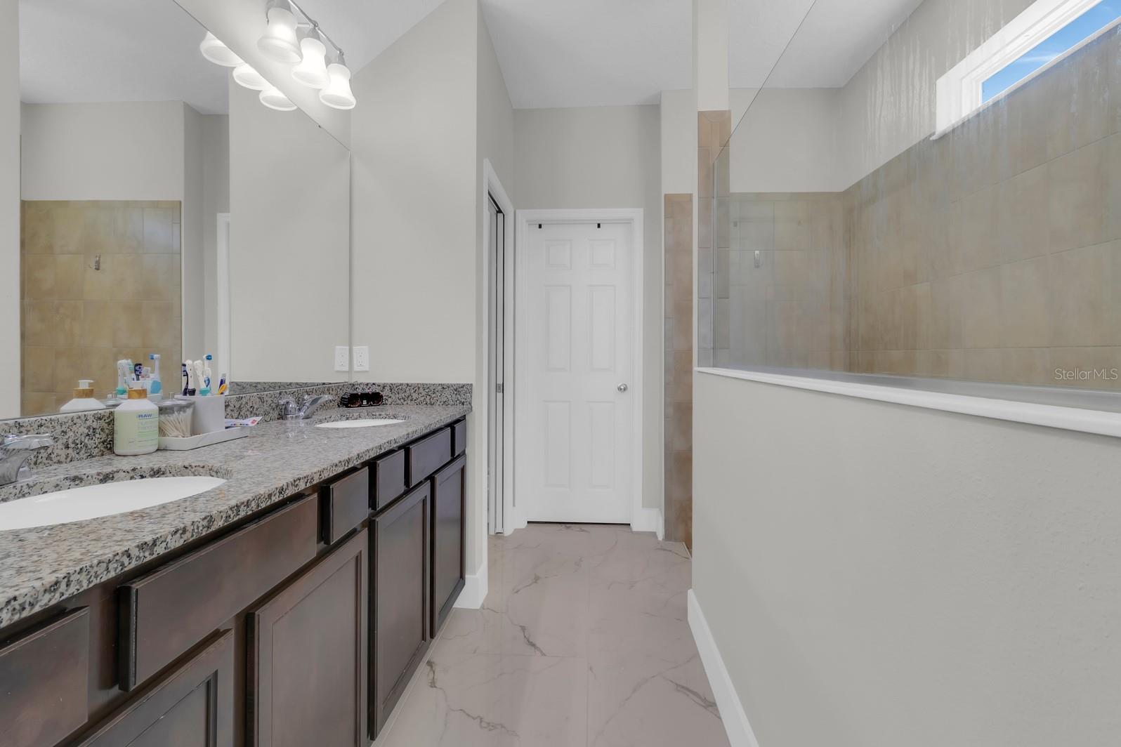 2172 Bur Oak Blvd Property Photo 31