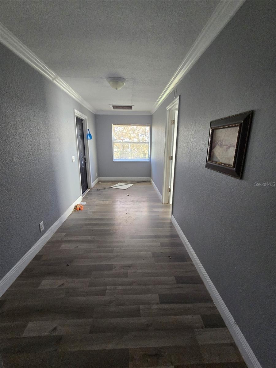 125 Edgewater Dr Property Photo 5