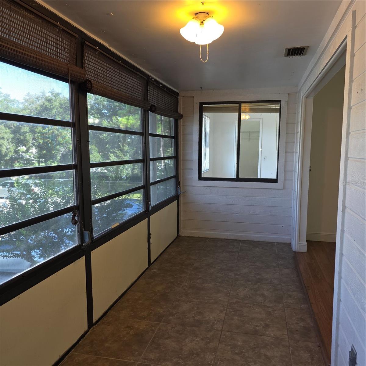 6031 Scotchwood Gln #204 Property Photo 15