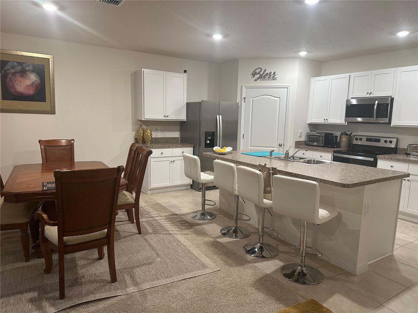 303 Alencon Way Property Photo 2