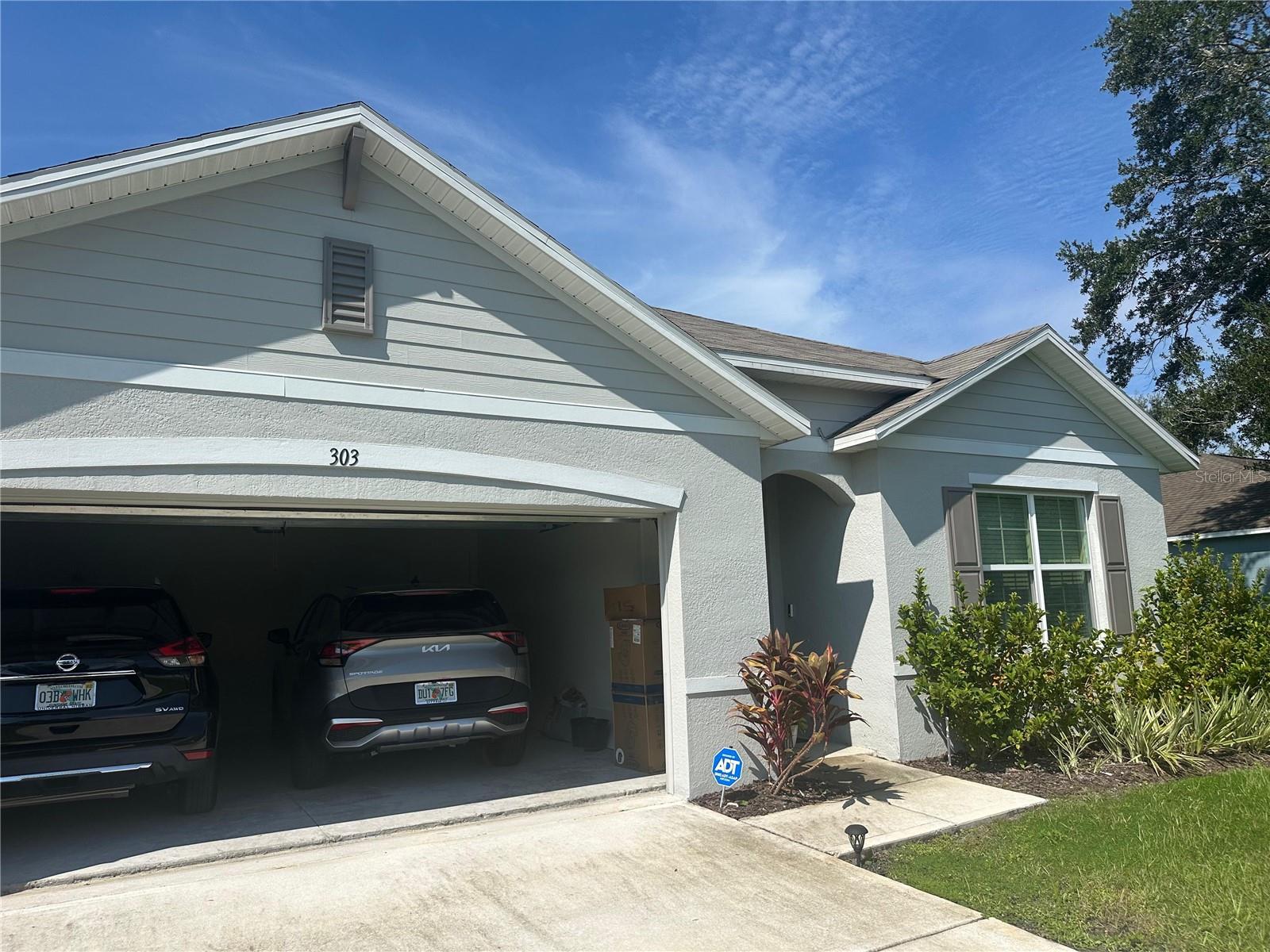 303 Alencon Way Property Photo 12