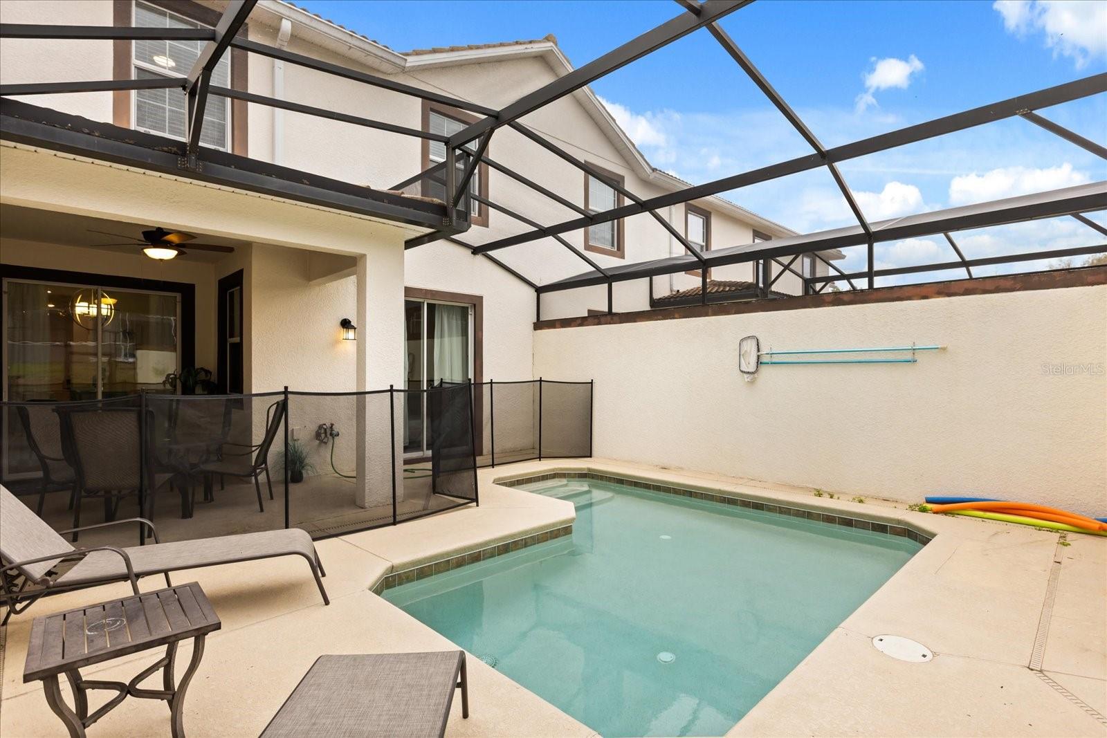 9075 Dogleg Dr Property Photo 3