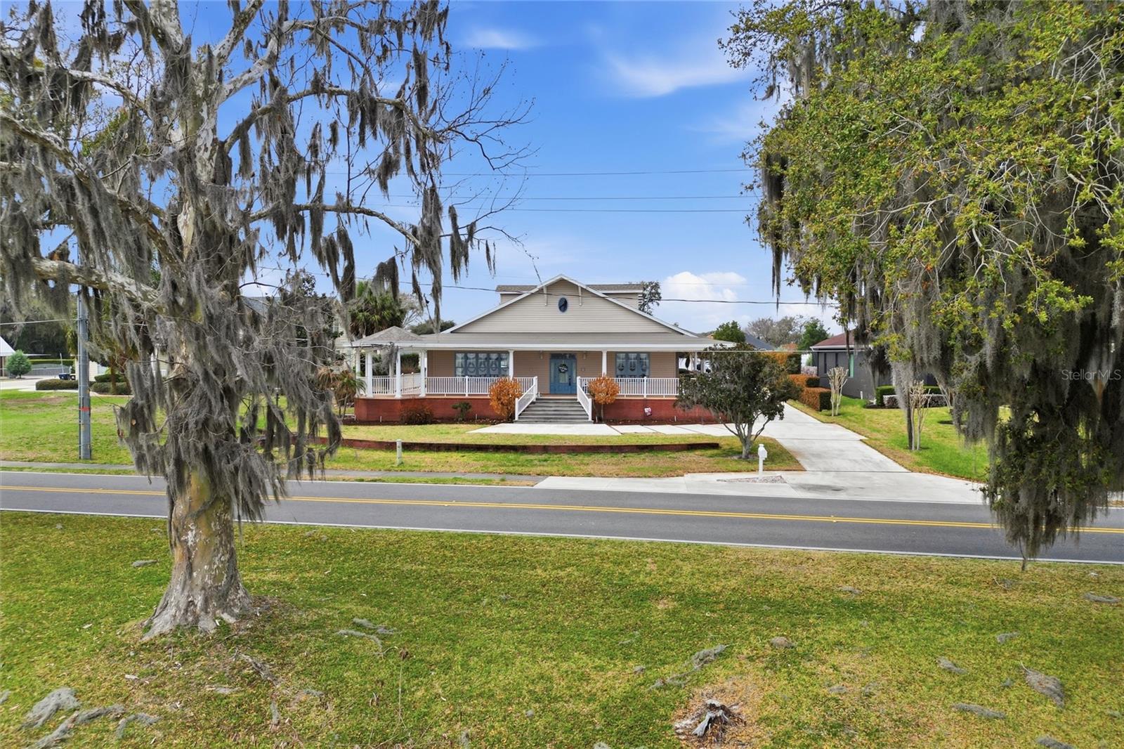 2128 Lake Ariana Blvd Property Photo 3