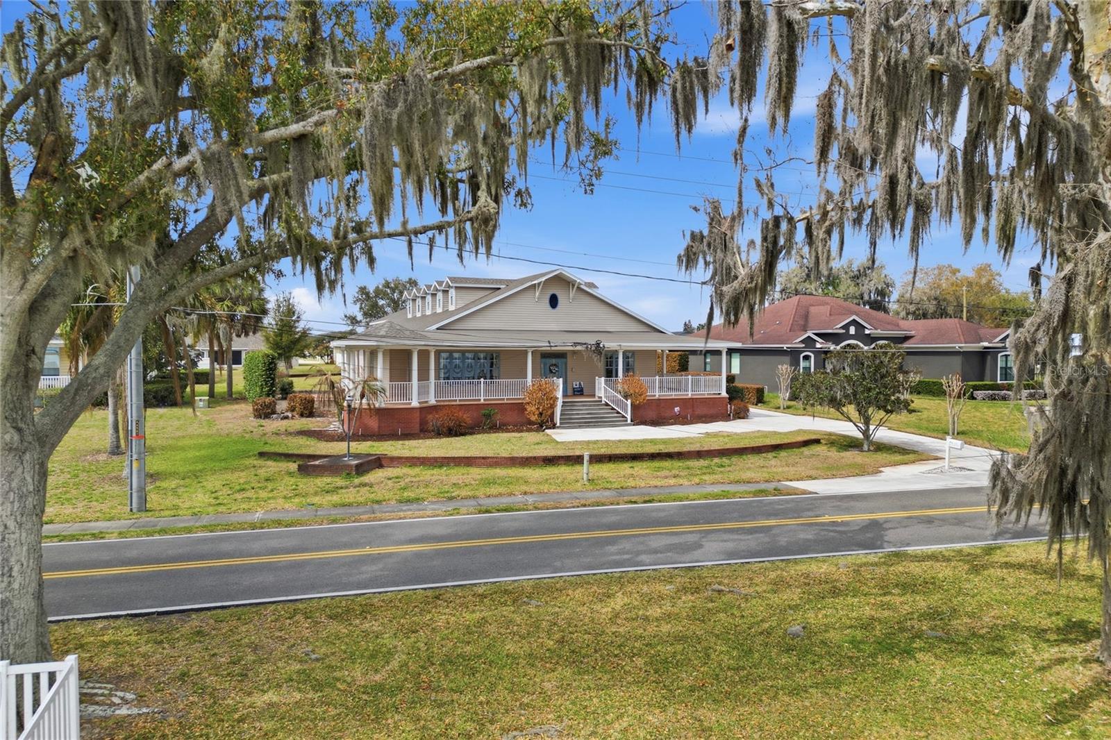 2128 Lake Ariana Blvd Property Photo 4