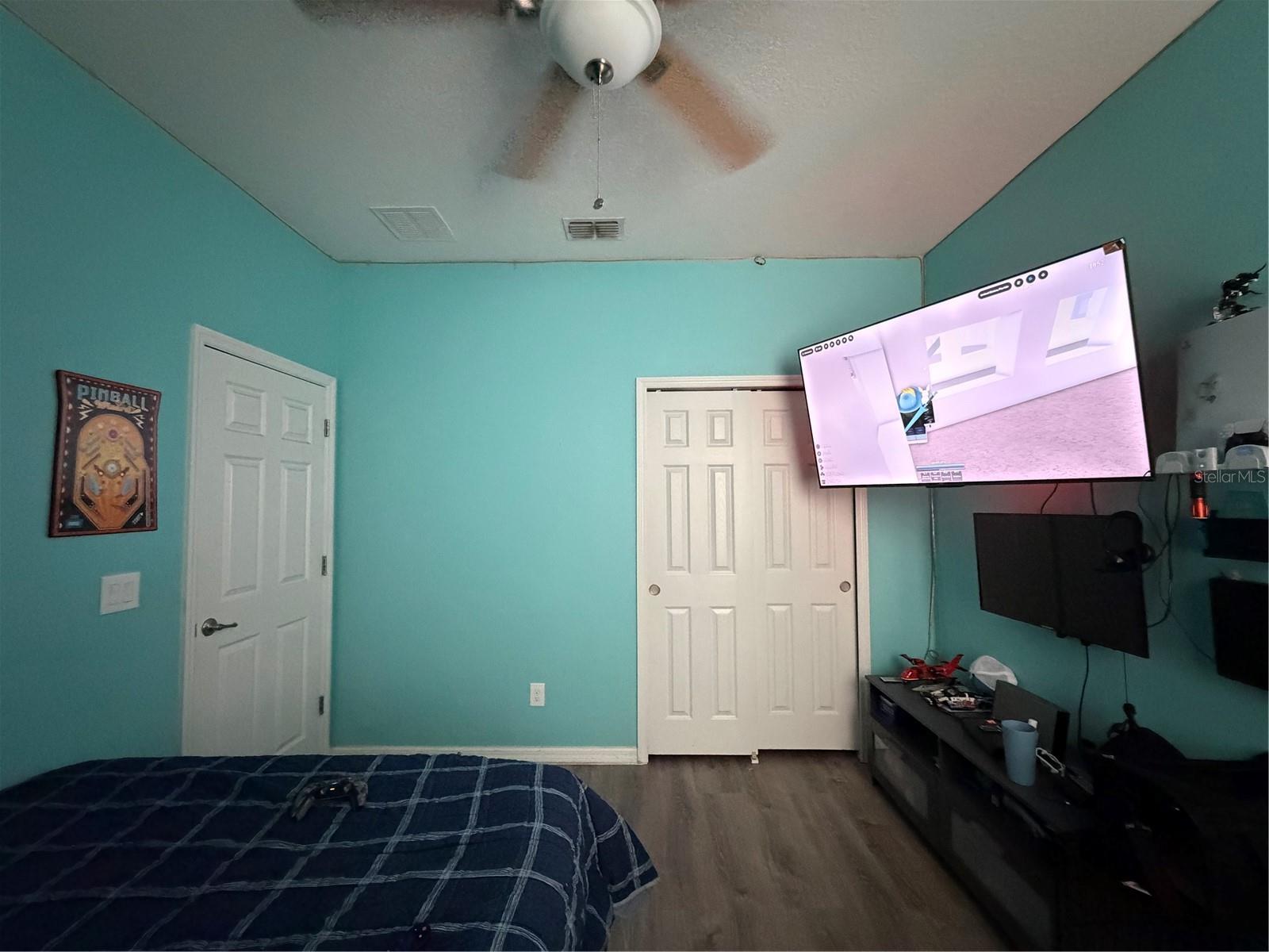 1834 Castleton Dr Property Photo 26