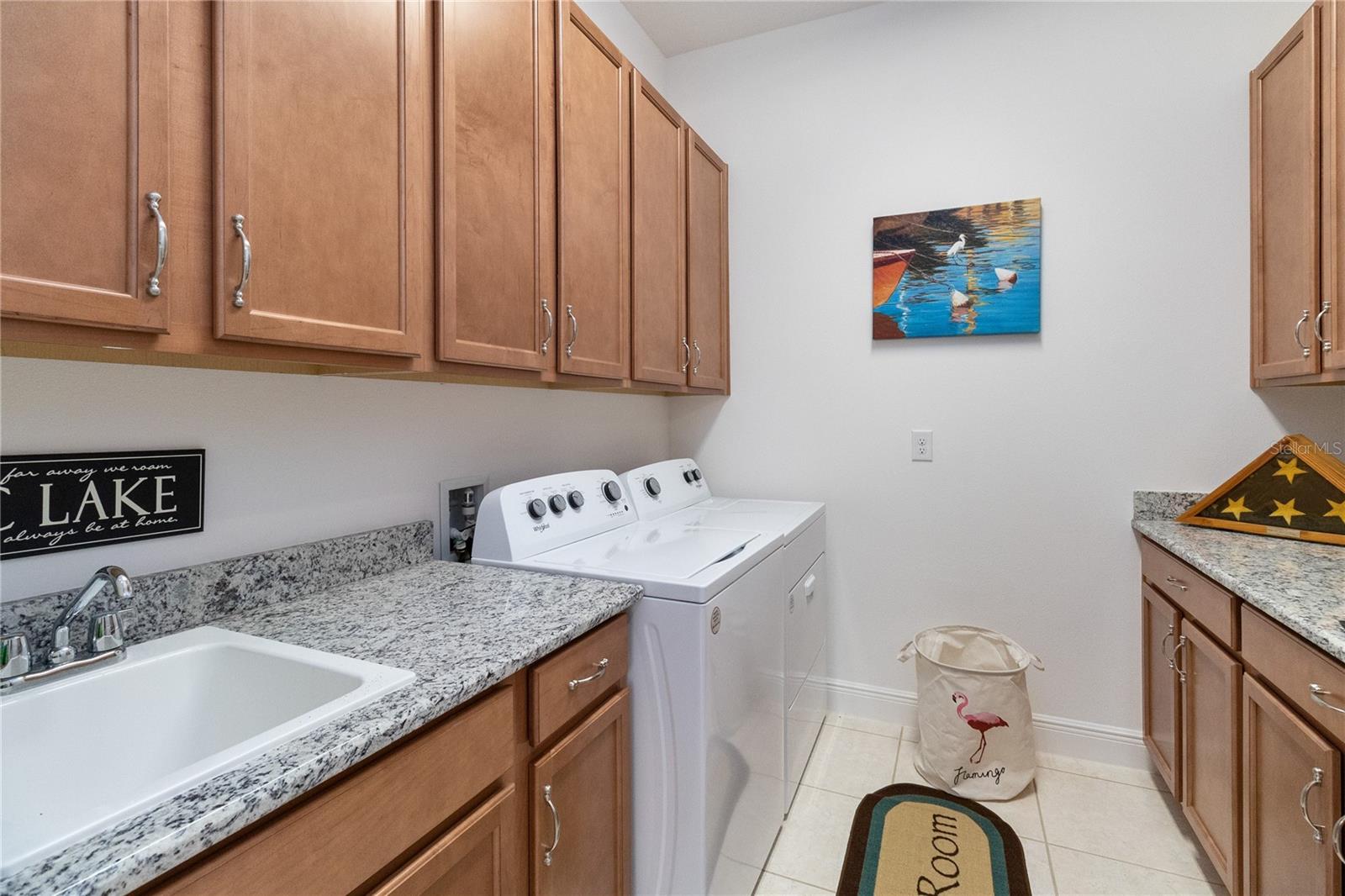 2557 Yellow Brick Rd Property Photo 29
