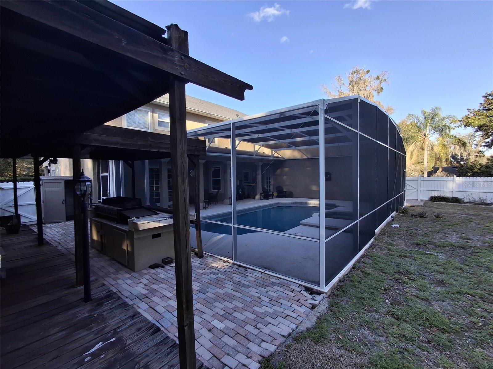 3620 Leota Dr Property Photo 8