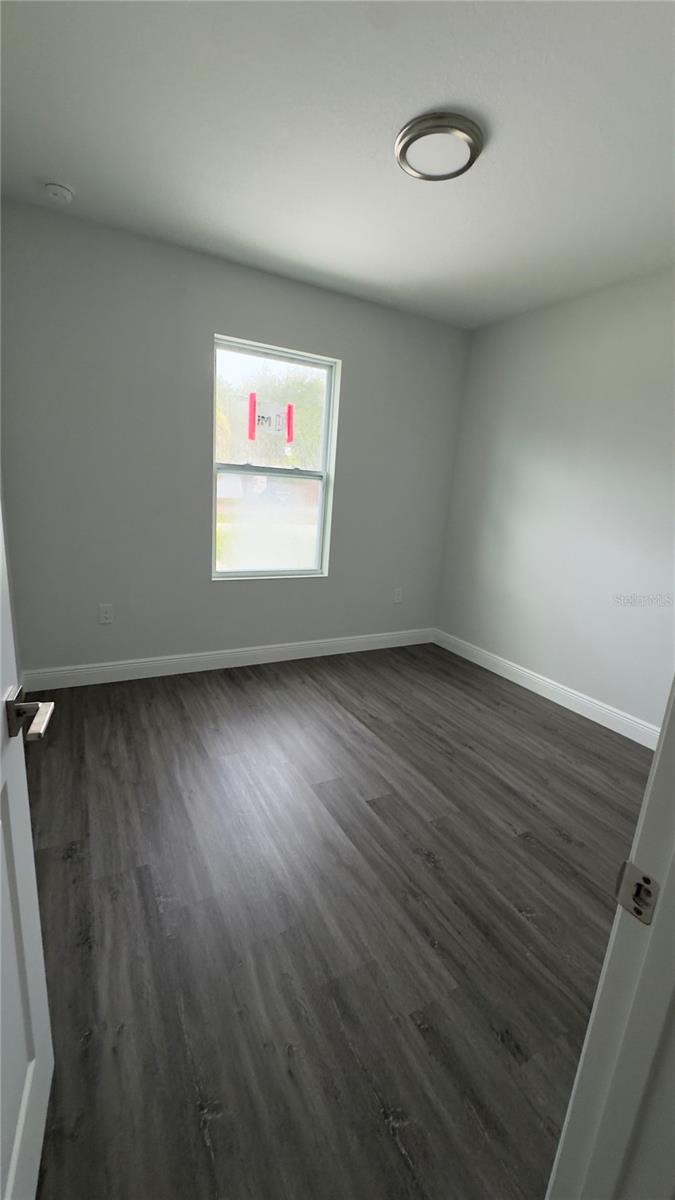 2217 Fraser St Property Photo 9