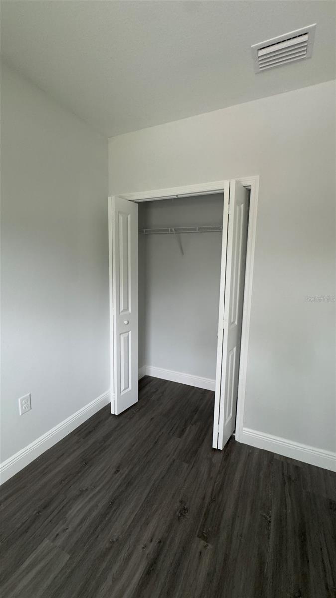2217 Fraser St Property Photo 11