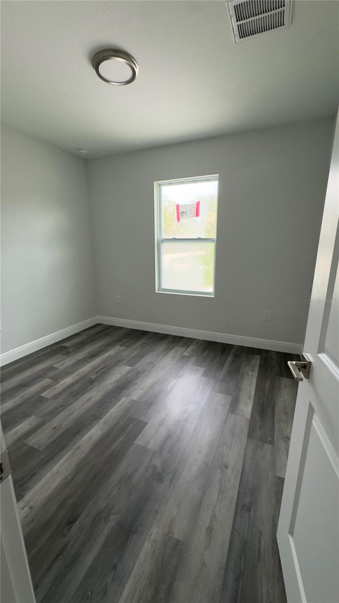 2217 Fraser St Property Photo 41