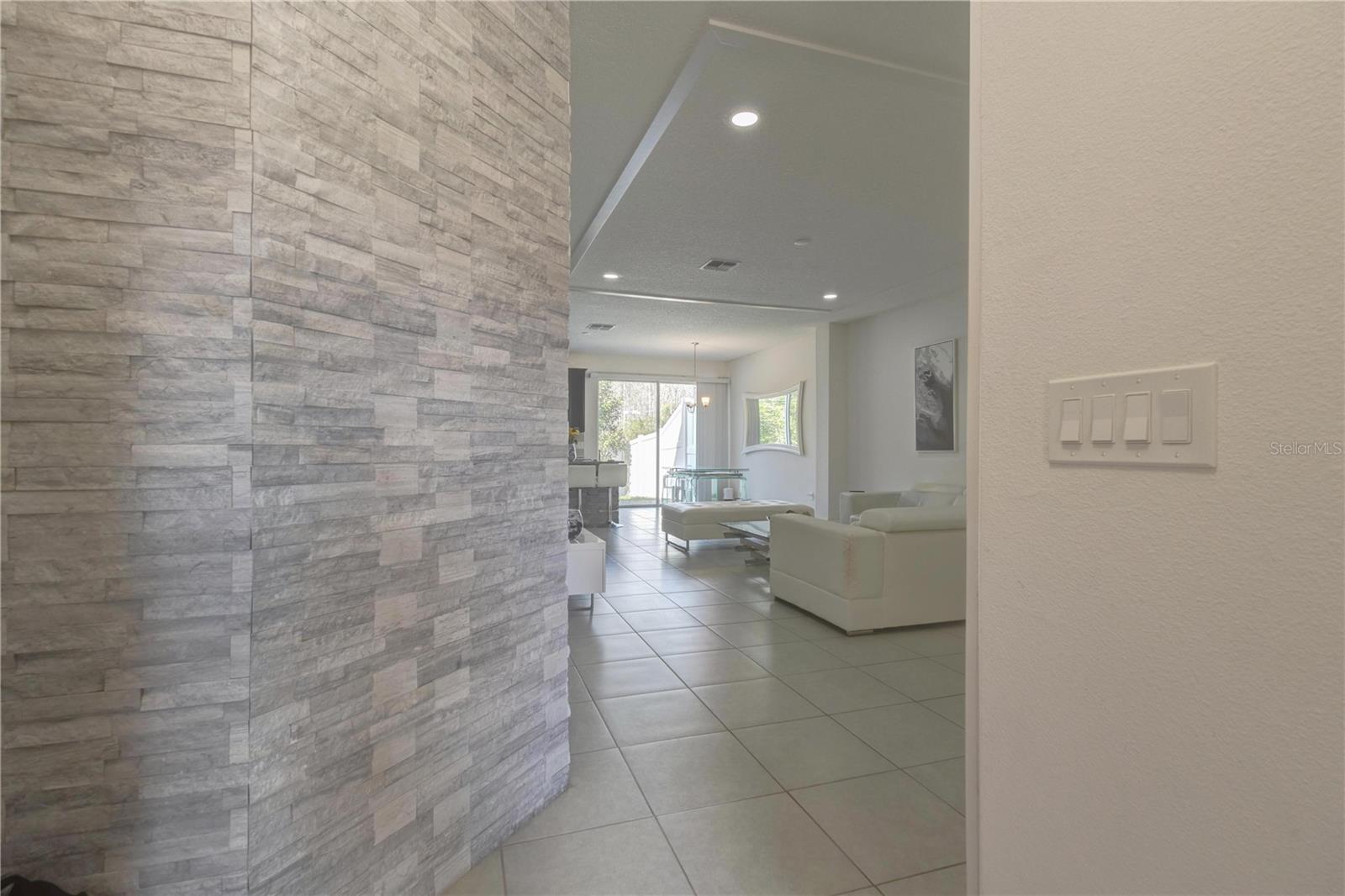 2403 Sedge Grass Way Property Photo 4