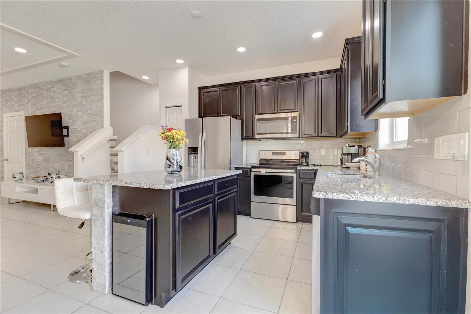 2403 Sedge Grass Way Property Photo 10