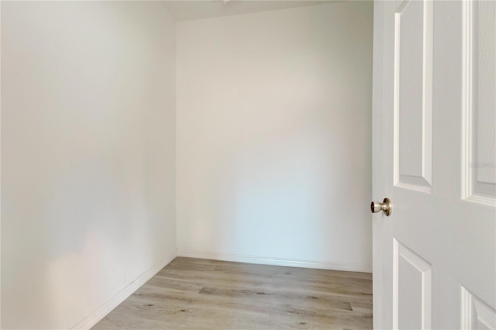 2403 Sedge Grass Way Property Photo 17